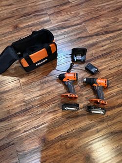 RIDGID Drill & Impact Driver Combo Kit