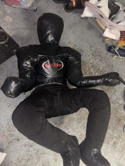 CBC Grabbing MMA Dummy 