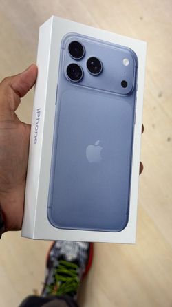 iPhone 18 Pro Max 256GB Glacier