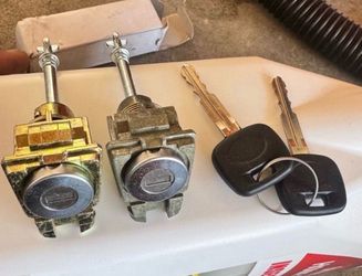 Toyota Door Lock & Keys