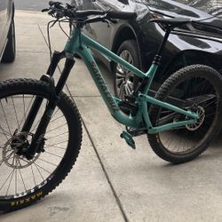 Santa Cruz Bronson 