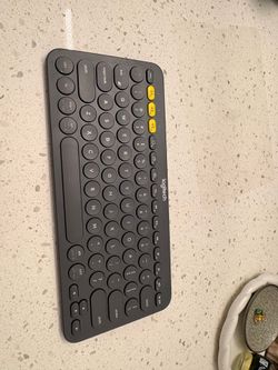 Wireless keyboard for Bluetooth devices