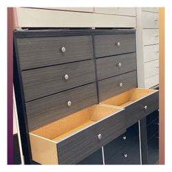8 drawers dresser / Eight drawers dresser
