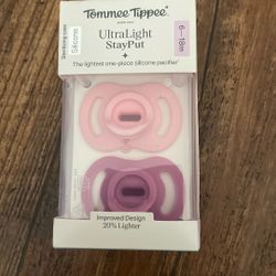 Tommee Tippee Silicone Pacifier 