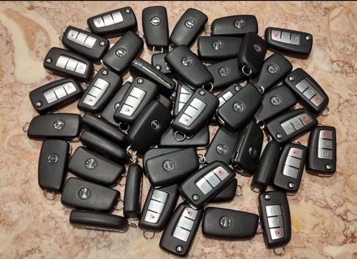 Porsche key fob Toyota key fob Nissan key fob Bmw key fob Mercedes benz key fob Range rover key fob Chevrolet key fob Dodge key fob Honda key fob