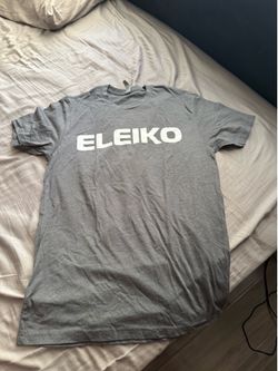 NEW! ELEIKO Gym Workout T-Shirt. Mens SIze: S. 60% Cotton 40% Polyester. Gray