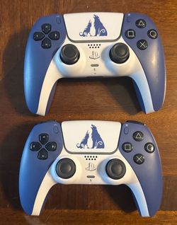 PS5 God of war controllers