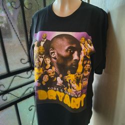 Men's  Womens shirt only available in  size  XL XXL