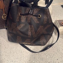 Micheal Kors MK BAG 