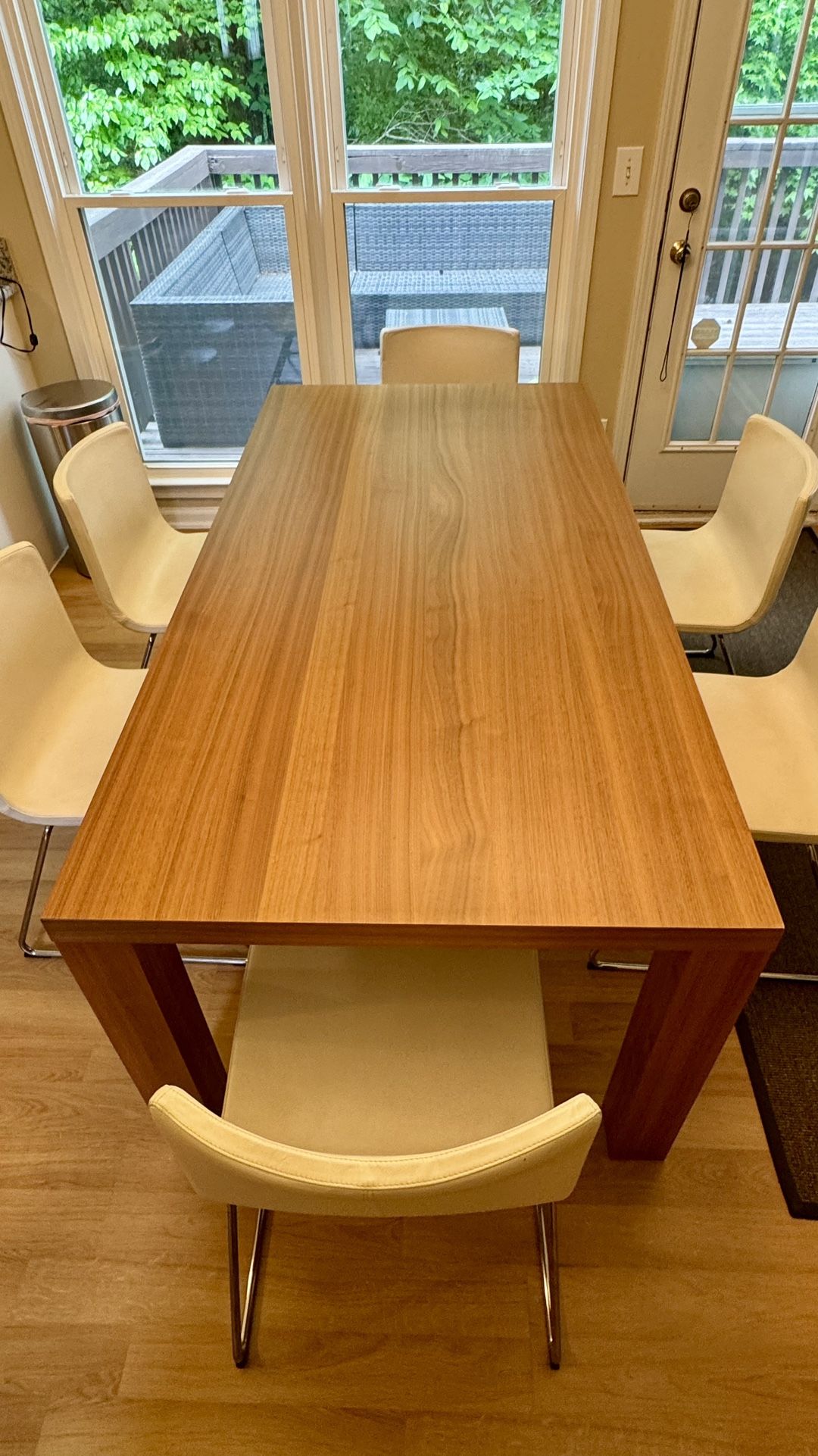 BoConcept Dining Table