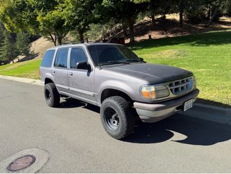 1995 Ford Explorer