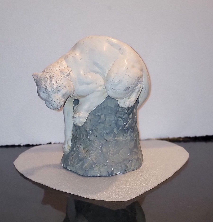 BEAUTIFUL VINTAGE ALABASTER PUMA/MOUNTAIN LION SCULPTURE SIGNED J.L.BOULTON 10" TALL