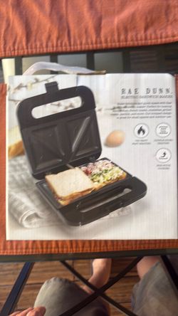Rae Dunn sandwich press