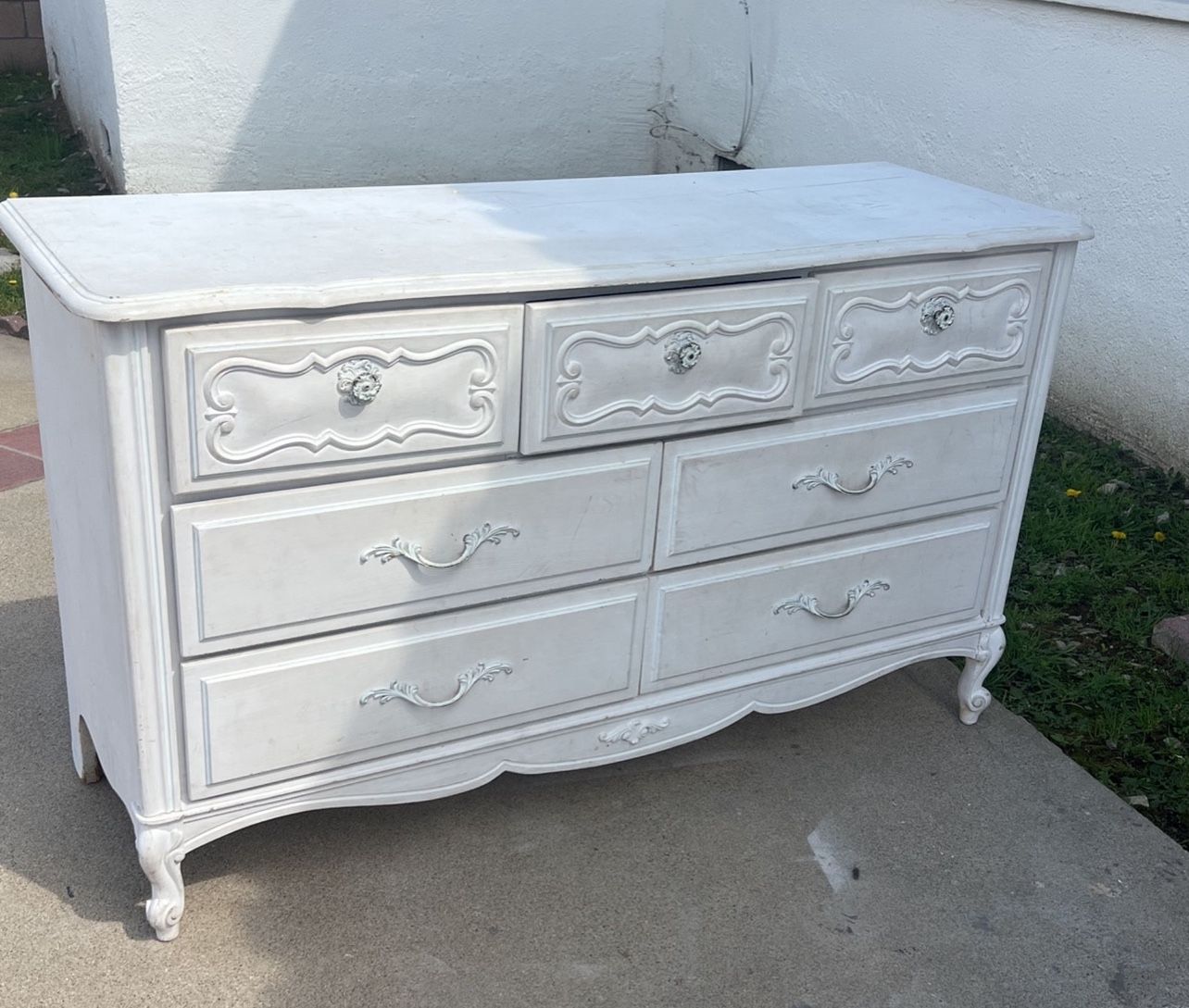White Vintage Children’s Dresser