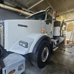 ALMOST READY 👇👇👇 3 VAC TRUCKS AVAIANLE 🚛🚚🚎