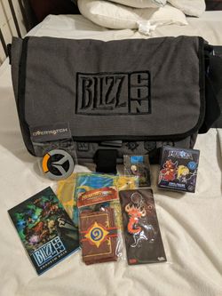 BlizzCon 2015 Messenger Bag With Extra Goodies. Never Used.