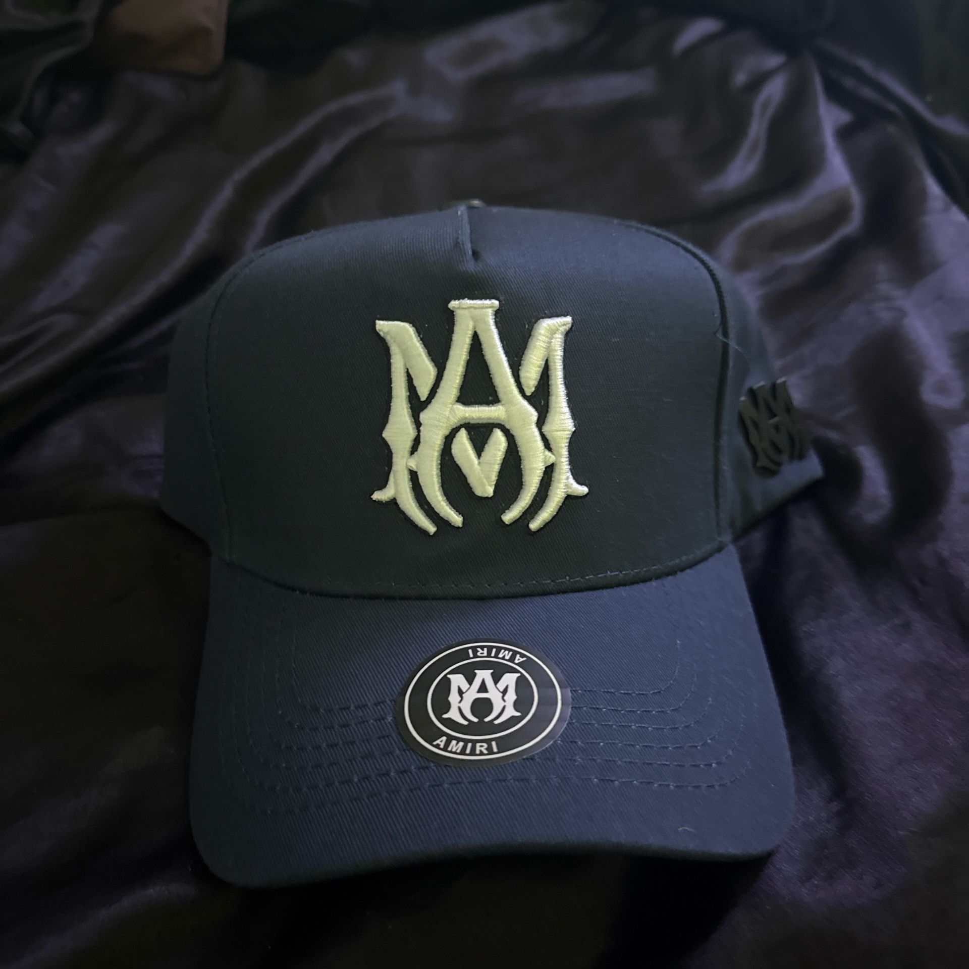 Amiri Hat