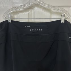 Ladies  Black Shorts Skirt With Pockets Extra Large 