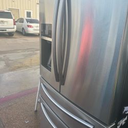 Samsung French Door Refrigerator 