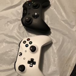 Xbox Controllers Both One Price 