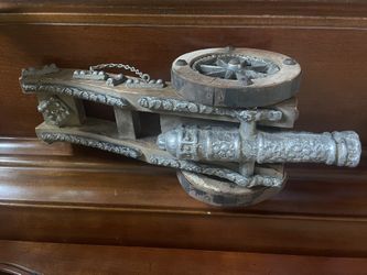 Cannon/ Ornament