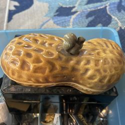 vintage ceramic peanut dish with lid 
