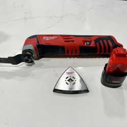 Milwaukee M12 Oscillating Tool