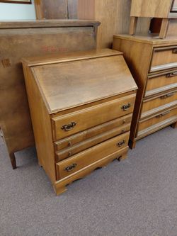 Drop down desk