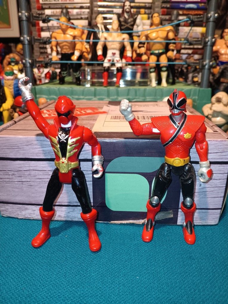 Power Rangers Figures "Super Megaforce Red Ranger " ( Samurai Red Ranger) Bandai