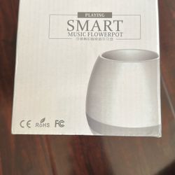 Smart Music Bluetooth Flower Pot With Light Brand New