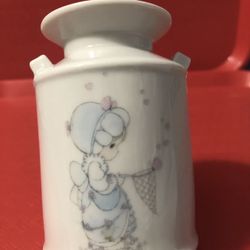 Precious Moments Milk Can 1990   No Box