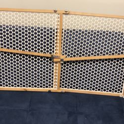 40”wx24”h Baby gate