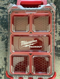 NEW Milwaukee Packout 5 Compartment