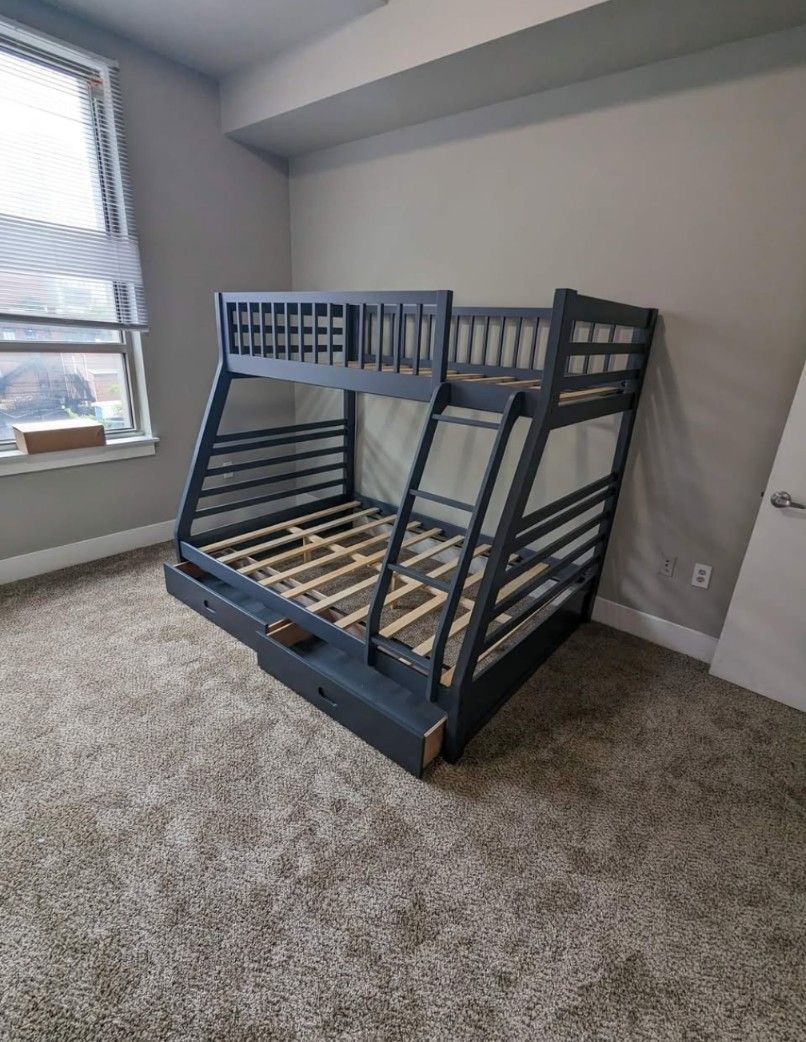 Twin/Full Size Gray Bunk Bed w Storage