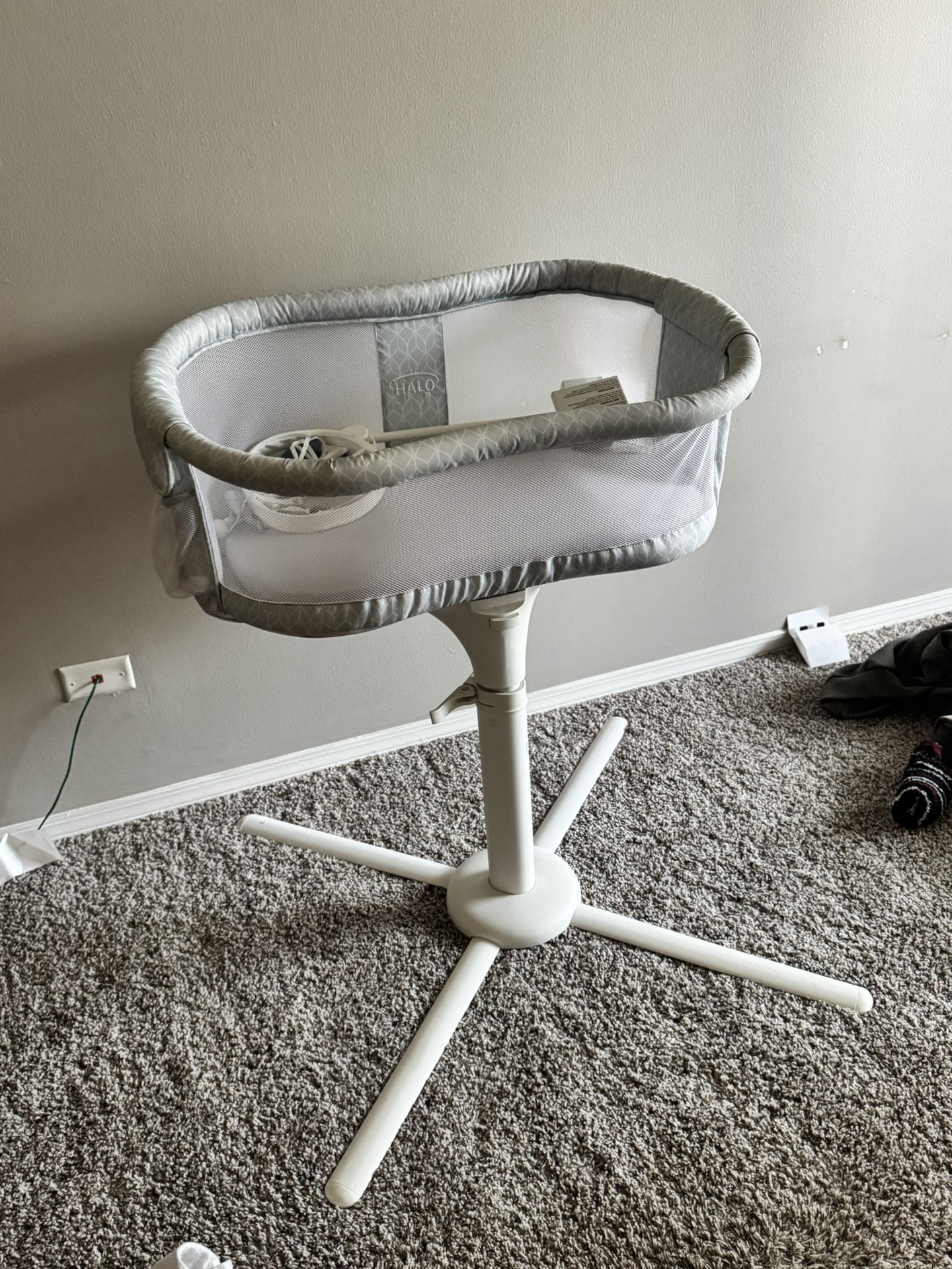 Halo Bassinet Swivel
