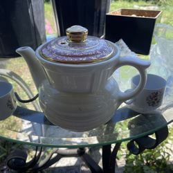 Chinese Tea Kettle With Cups 