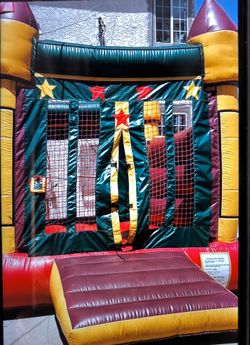 Jumper with pump