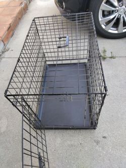 Dog cage medium