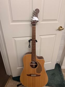 Fender Redondo acoustic/electri guitar