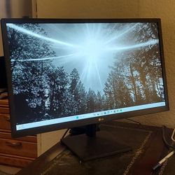 22 Inch Monitor
