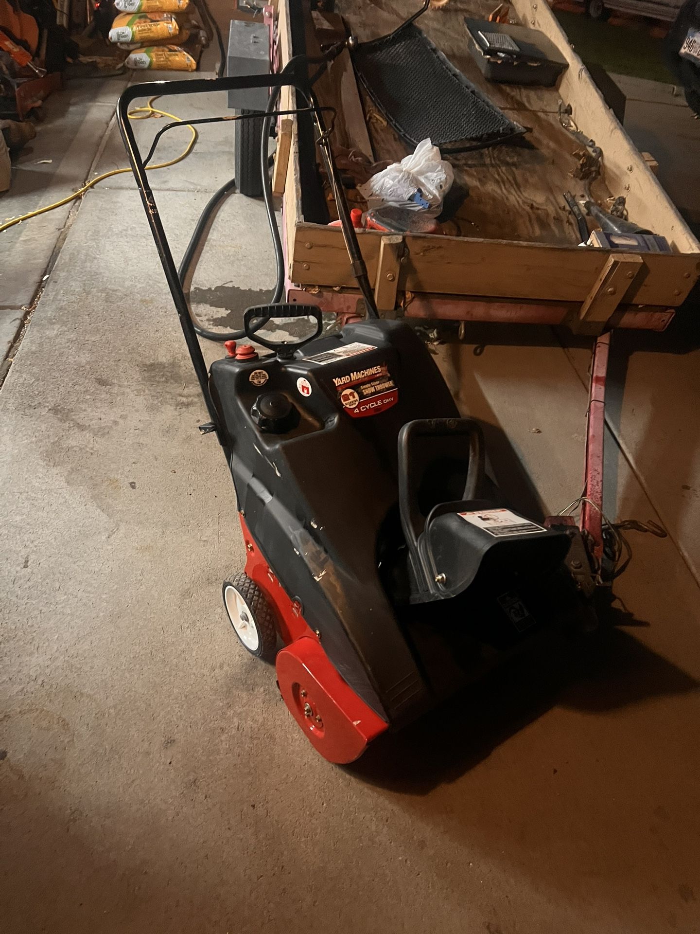 MTD Yard Machines Snow Blower/Thrower