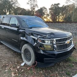 2018 Chevy Suburban (Parts Out)