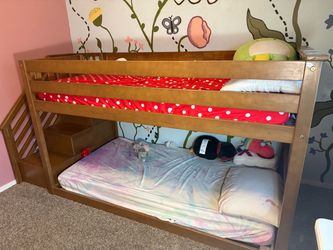 Twin Bunk Bed with bunky board