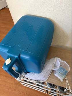 Portable Camping Hand Wash Station with Soap Dispenser & Storage Bag