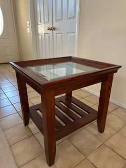 Cherry wood finish end table side table night stand $35