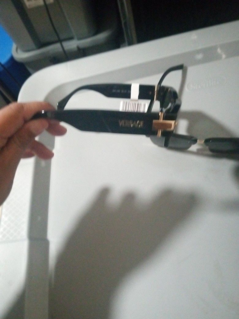 Brand New Two Pairs Of Versace Glasses I Need To Sell Her Someone As Possible 450 Your Best Offer