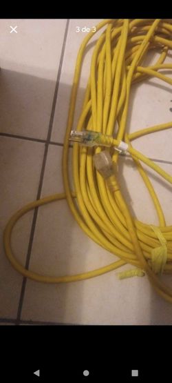 Extension cord 100ft /extension electrica 100 piez