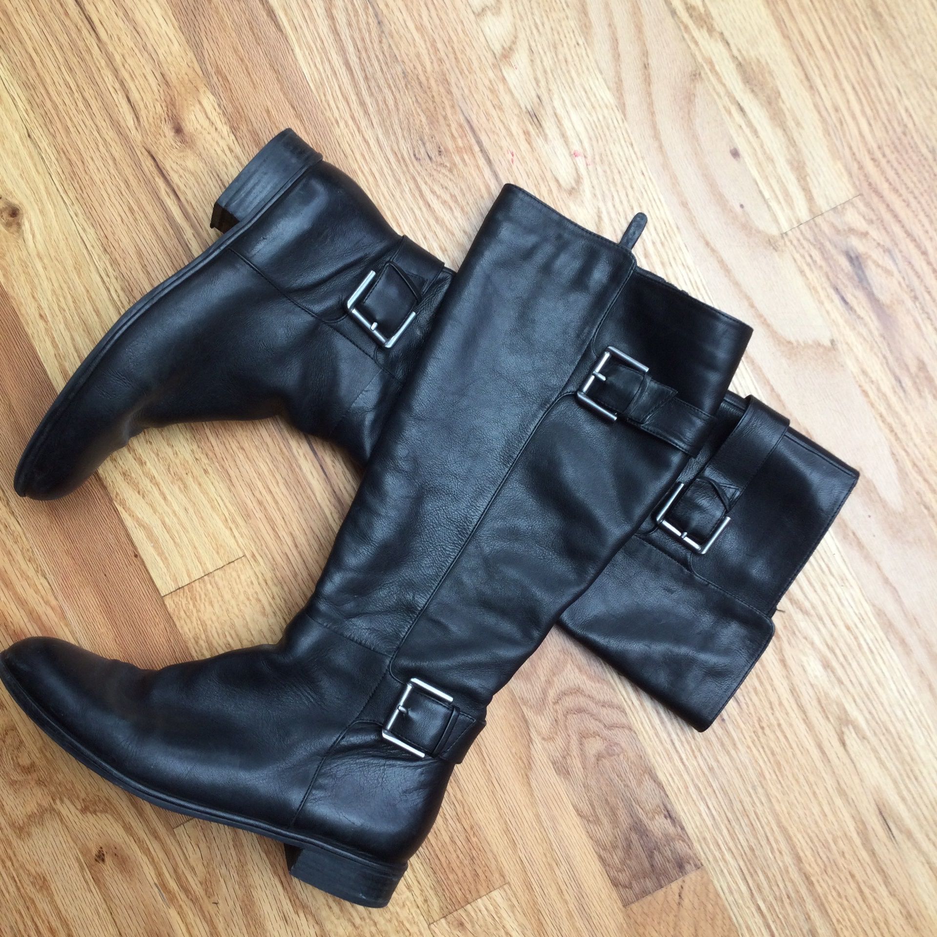 Ladies Boots 91/2