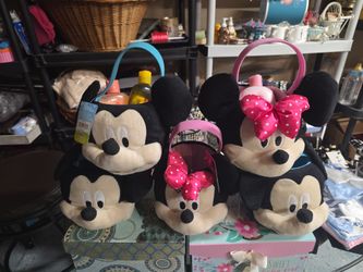 5 Mickey/ Minney baskets
