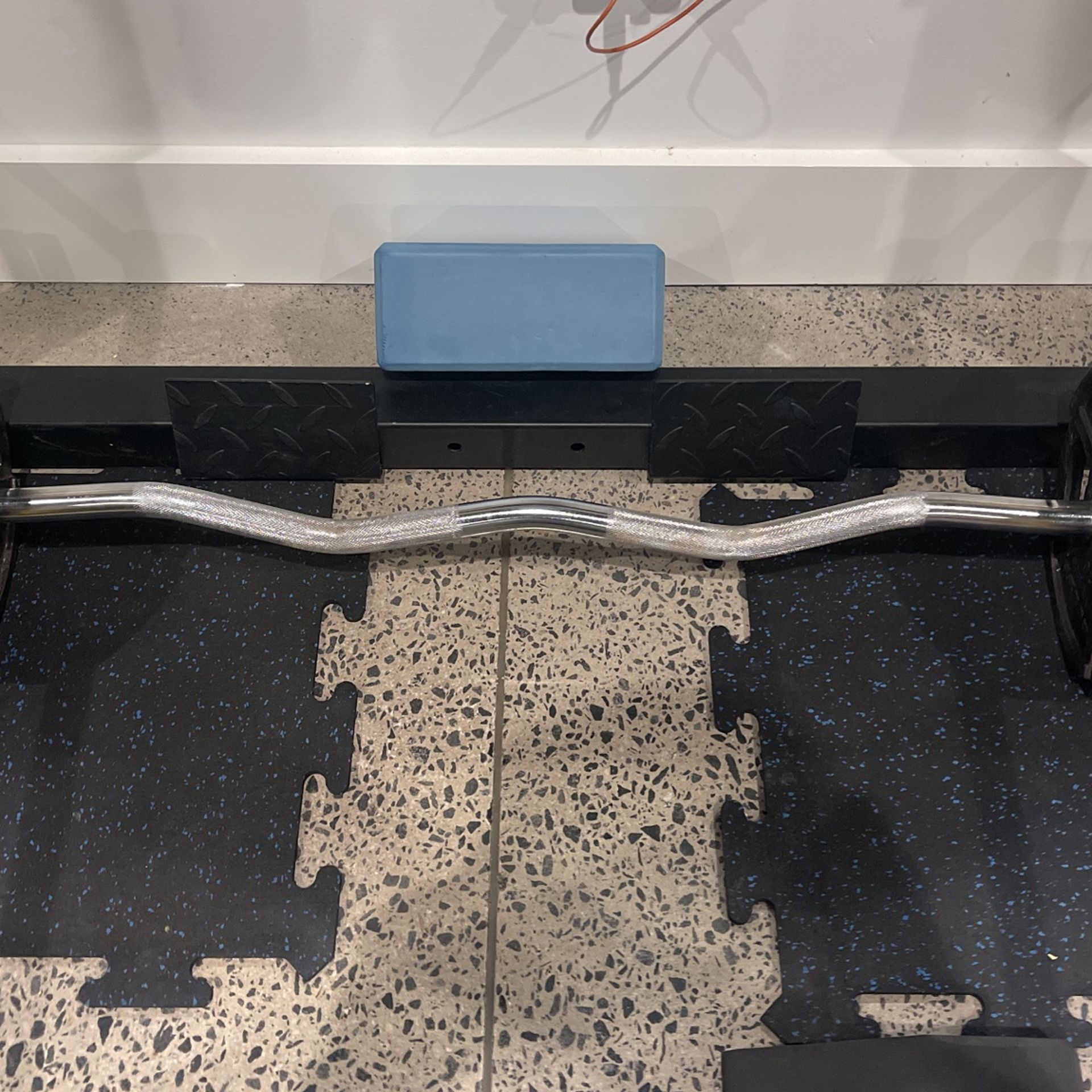 Weighs And Pull Up Bar
